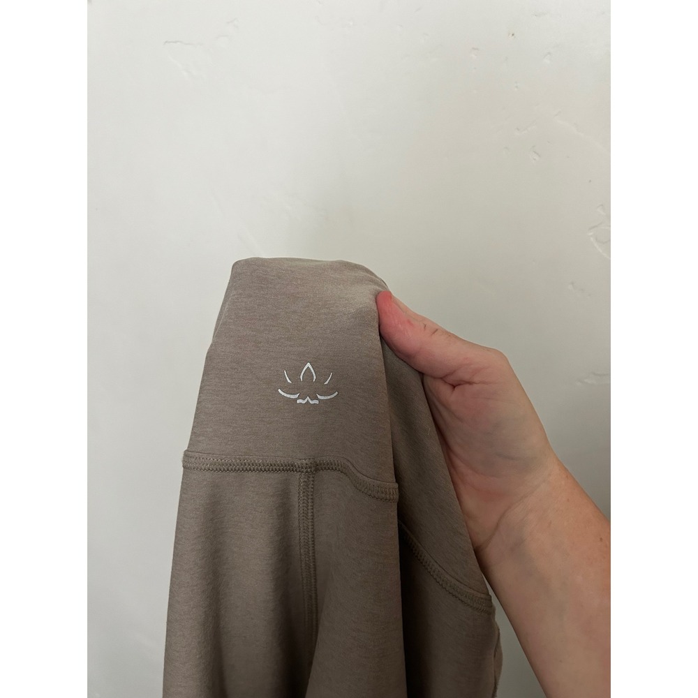 Beyond Yoga Spacedye High Waisted Flare Leggings Taupe Brown XL Made in USA - Picture 3 of 7